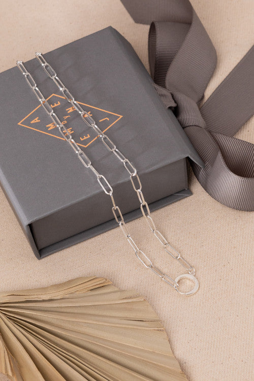 ABIGAIL SILVER LONG LINKS NECKLACE